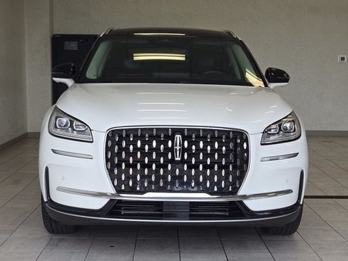 Used 2023 Lincoln Corsair Reserve w/ Equipment Group 201A AWD/4WD image 2