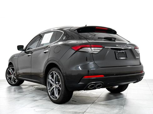 Used 2023 Maserati Levante GT AWD/4WD image 5