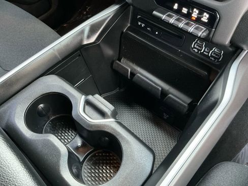 Used 2019 RAM 1500 Big Horn image 17