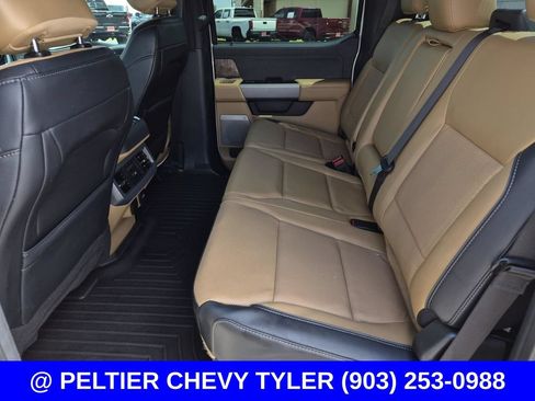 Used 2024 Ford F250 Lariat w/ Lariat Ultimate Package AWD/4WD image 39