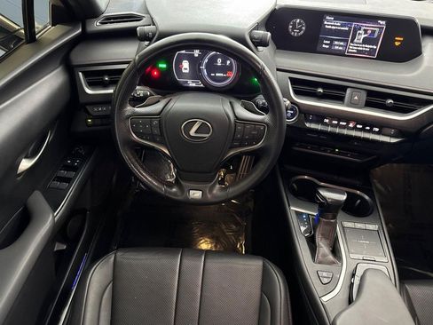 Used 2019 Lexus UX 250h F Sport AWD/4WD image 28
