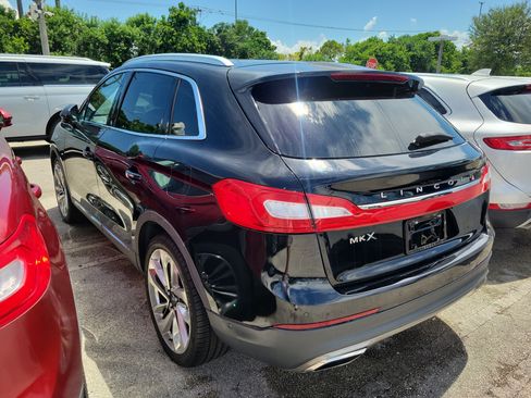Used 2018 Lincoln MKX Reserve FWD image 4