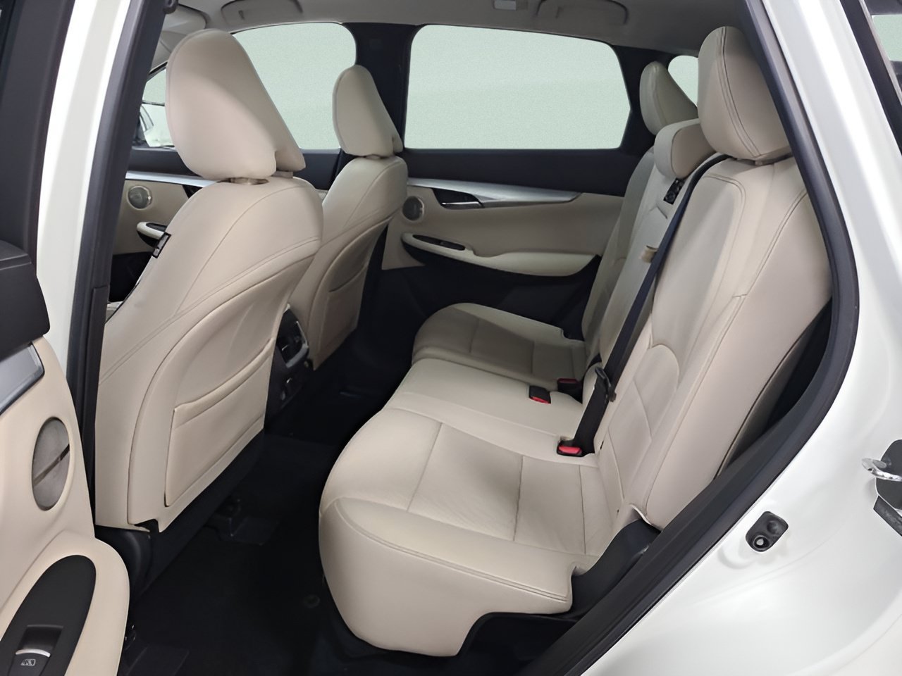 Used 2019 INFINITI QX50 Essential w/ Proactive Package AWD/4WD image 17