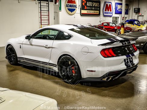 Used 2020 Ford Mustang Shelby GT500 w/ Technology Package RWD image 6