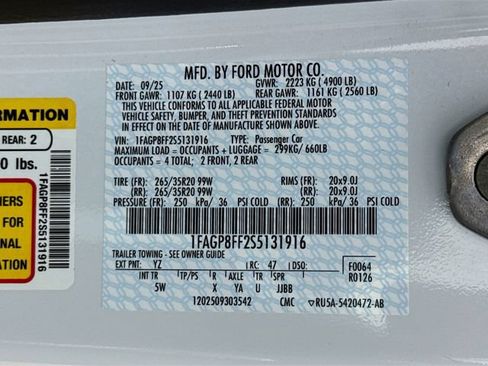 Used 2025 Ford Mustang GT Premium RWD image 33