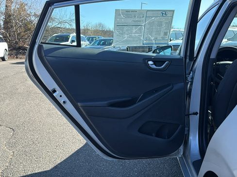 Used 2018 Hyundai Ioniq Blue image 22