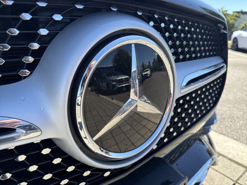 Certified 2022 Mercedes-Benz GLE 350 4MATIC image 13
