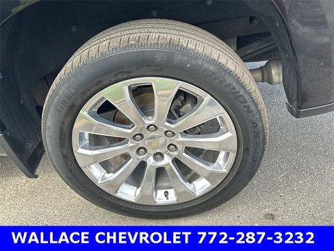 Used 2021 Chevrolet Silverado 1500 High Country w/ Technology Package image 9