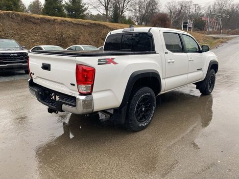 Used 2023 Toyota Tacoma SR5 w/ SX Package image 3