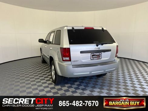 Used 2008 Jeep Grand Cherokee Laredo RWD image 5