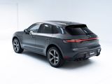Certified 2022 Porsche Macan image 3