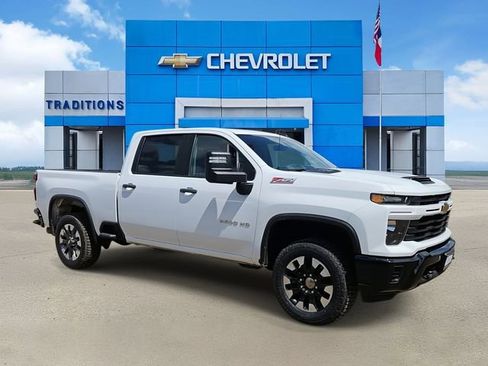 Certified 2024 Chevrolet Silverado 2500 Custom w/ Custom Value Package AWD/4WD image 2