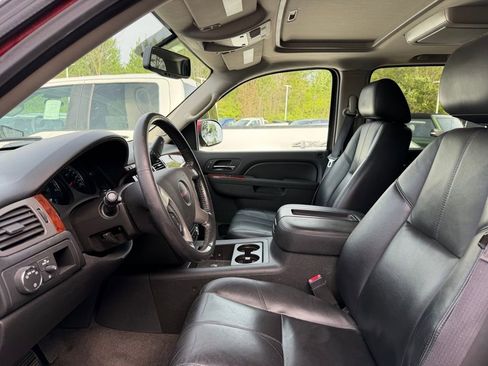 Used 2014 GMC Yukon XL SLT w/ SLT-2 Equipment Package RWD image 9