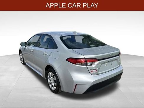 Used 2023 Toyota Corolla LE FWD image 5