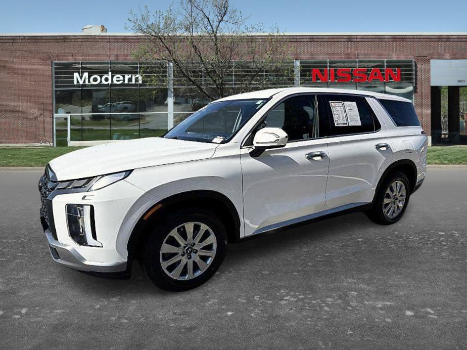 Used 2025 Hyundai Palisade SE FWD image 1