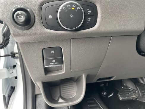 New 2026 Ford Transit 150 Low Roof RWD image 21