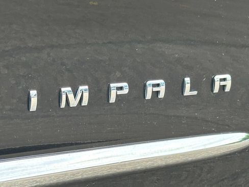 Used 2015 Chevrolet Impala LTZ FWD image 8