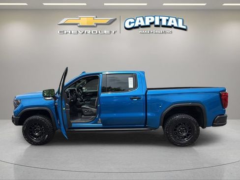 Used 2024 GMC Sierra 1500 AT4X w/ AT4X AEV Edition AWD/4WD image 9