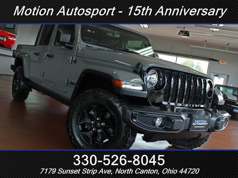 Used 2021 Jeep Gladiator Sport AWD/4WD image 40