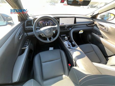 New 2026 Toyota Crown Nightshade image 17