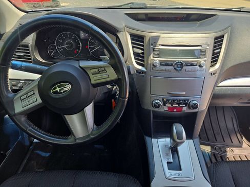 Used 2011 Subaru Legacy 2.5i Premium AWD/4WD image 26
