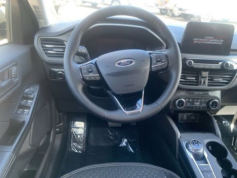 Used 2024 Ford Escape Active image 13