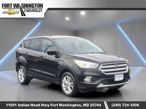 Used 2019 Ford Escape SE AWD/4WD image 2