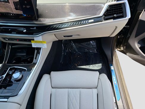 New 2026 BMW X5 M60i AWD/4WD image 19