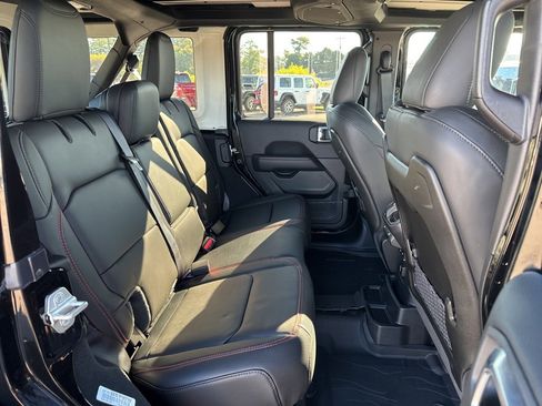 New 2026 Jeep Wrangler Unlimited Rubicon image 16
