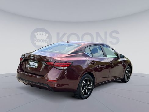 Used 2024 Nissan Sentra SV FWD image 16