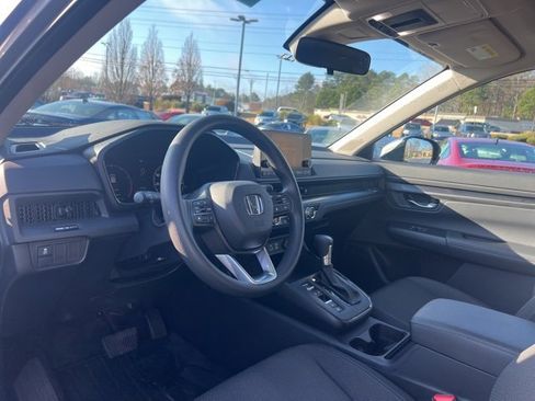 Certified 2024 Honda CR-V EX image 13