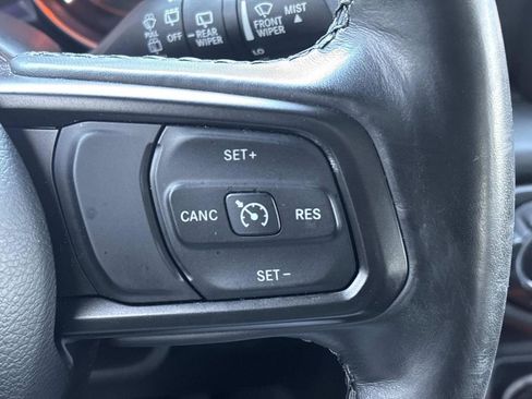 Used 2022 Jeep Wrangler Unlimited Sport image 27