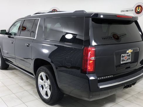 Used 2019 Chevrolet Suburban Premier AWD/4WD image 4