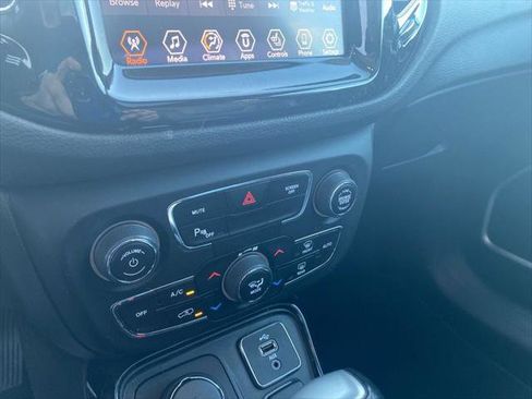 Certified 2018 Jeep Compass Limited w/ Safe & Security Group AWD/4WD image 22