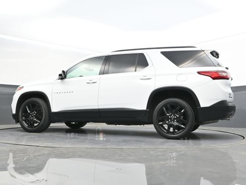 Used 2020 Chevrolet Traverse LT FWD image 40