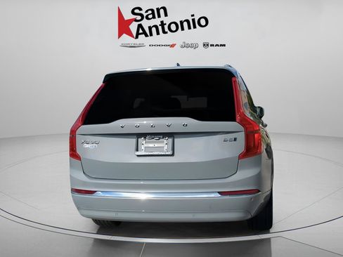 Used 2025 Volvo XC90 B5 Core w/ Protection Package image 23