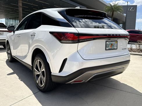 Used 2025 Lexus RX 350 FWD w/ Technology Package image 10