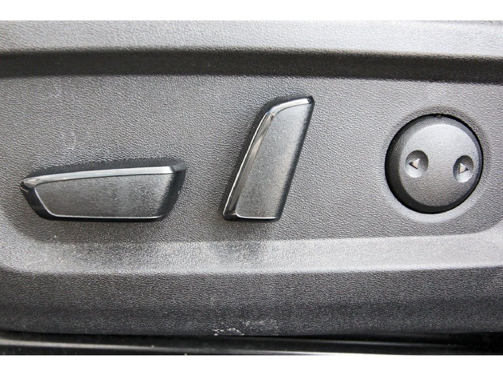 Used 2023 Nissan Rogue SV FWD image 33