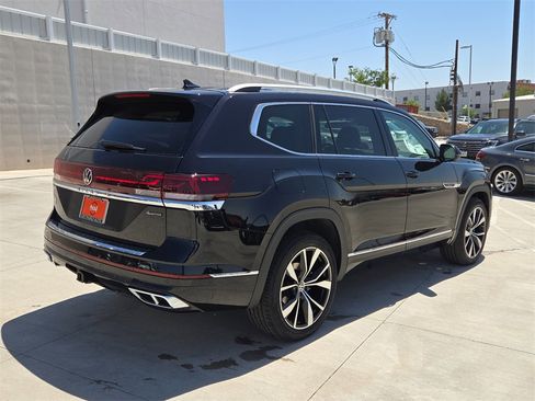 New 2025 Volkswagen Atlas SEL Premium R-Line image 11
