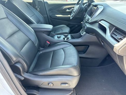 Used 2023 GMC Terrain SLT AWD/4WD image 14