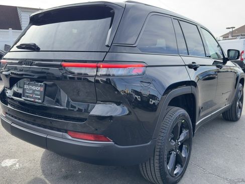 New 2026 Jeep Grand Cherokee Limited w/ Limited Altitude Package image 7