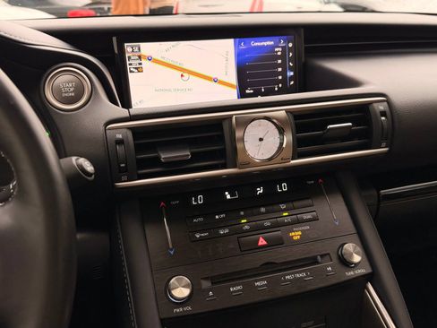 Used 2018 Lexus IS 300 w/ Comfort Package RWD image 45