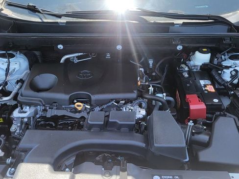 Used 2022 Toyota RAV4 XLE Premium AWD/4WD image 44