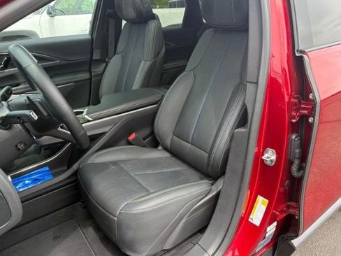 Certified 2024 Cadillac Lyriq Sport AWD/4WD image 5