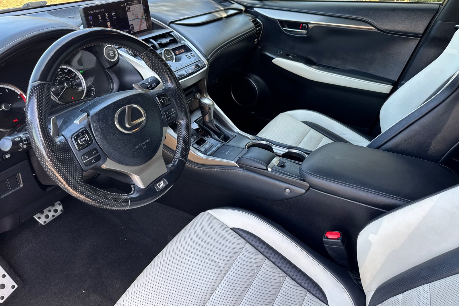 Used 2020 Lexus NX 300 F Sport w/ F Sport Premium Package FWD image 10