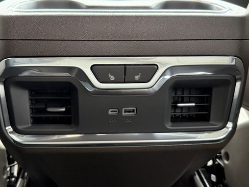 New 2026 GMC Sierra 1500 SLT image 34