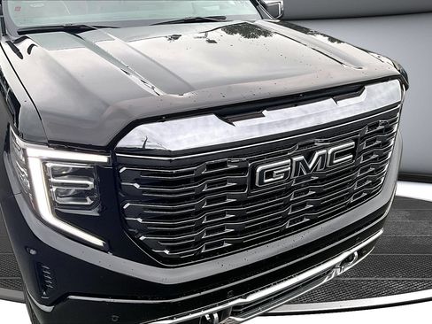 Used 2022 GMC Sierra 1500 Denali Ultimate AWD/4WD image 33