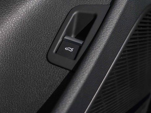 New 2026 Audi Q7 2.0T Premium image 29