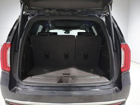 Used 2024 GMC Yukon Denali w/ Denali Reserve Package AWD/4WD image 4