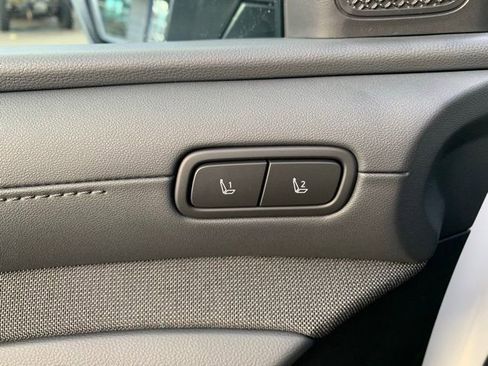 New 2026 Hyundai Tucson Limited image 16